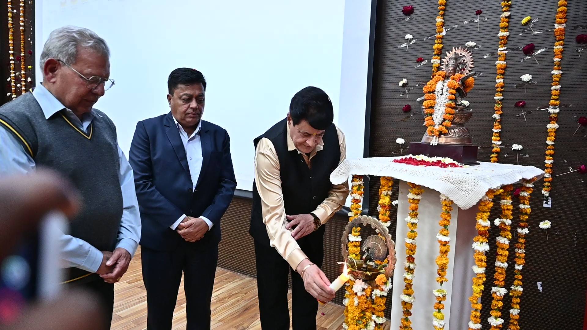 रिसेंट ट्रेंड एंड एडवांस इन फिजिकल एजुकेशन एंड स्पोर्ट्स साइंस
